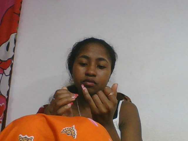 Marinah1a live cam on BongaCams