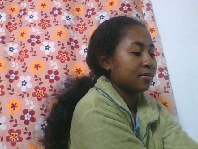 Marinah1a live cam on BongaCams