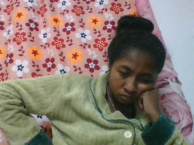 Marinah1a live cam on BongaCams