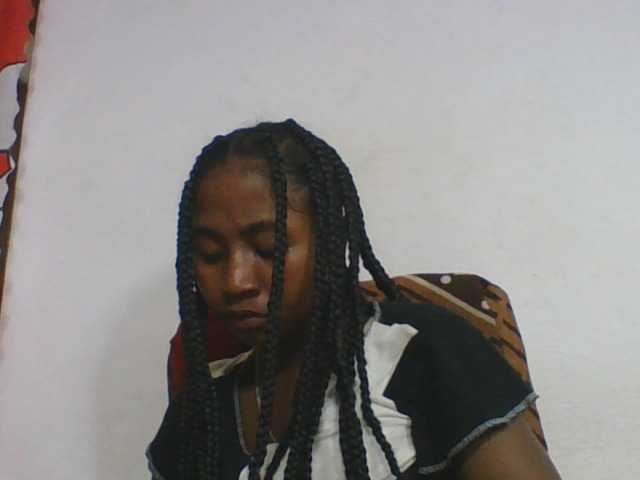 Marinah1a live cam on BongaCams