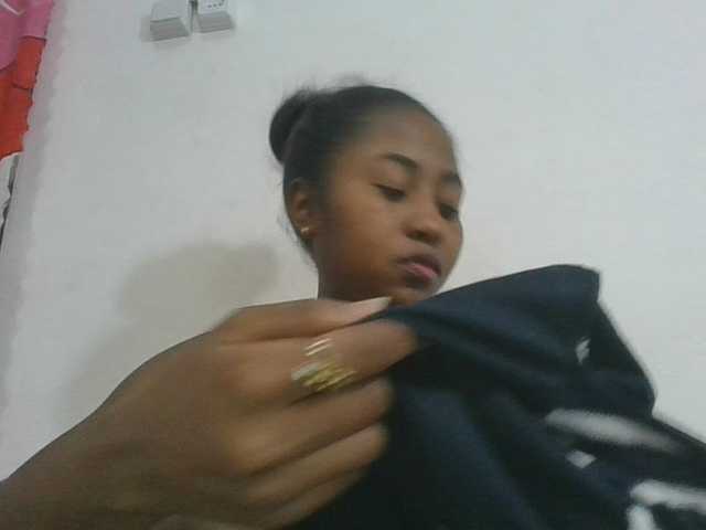Marinah1a live cam on BongaCams