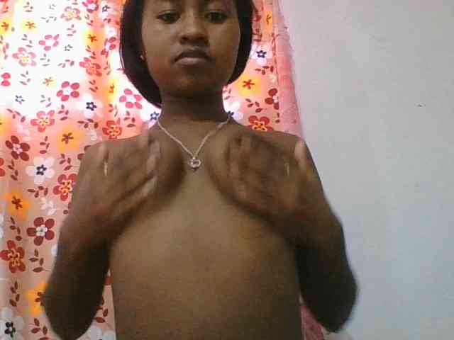 Marinah1a's webcam live show