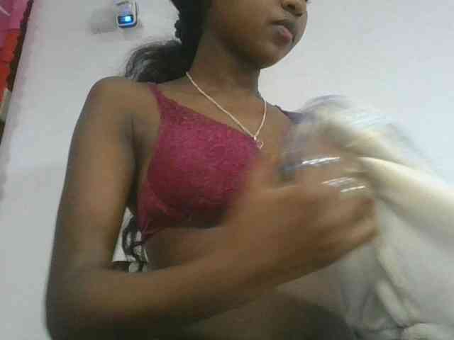 Marinah1a webcam