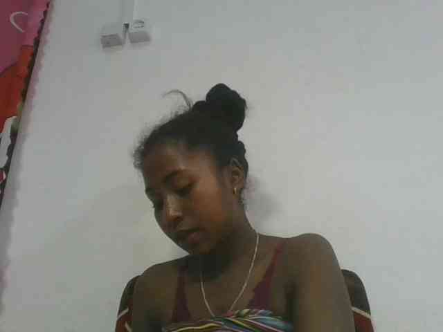 Marinah1a webcam