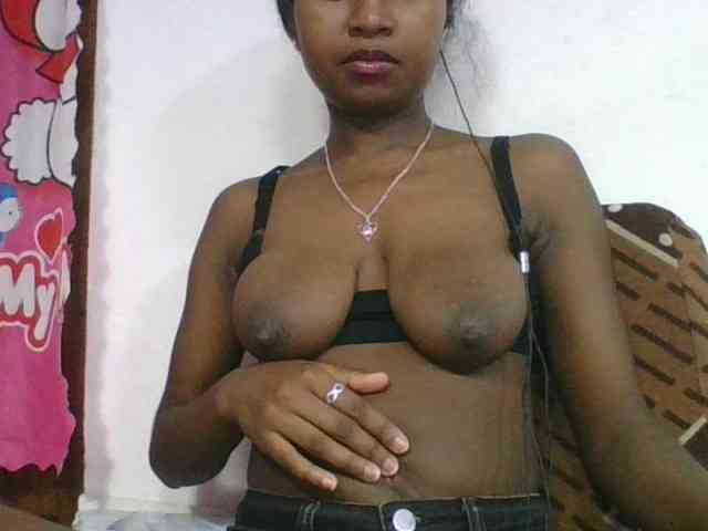 Marinah1a webcam