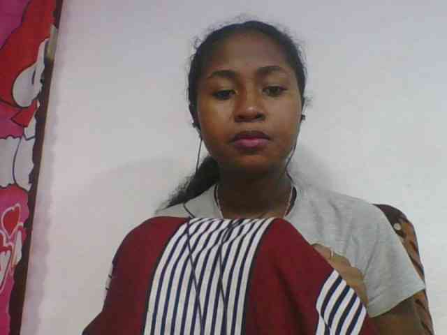 Marinah1a Live Webcam on BongaCams