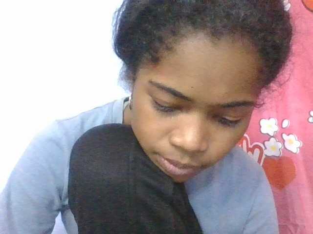 Phaniah1a live cam on BongaCams