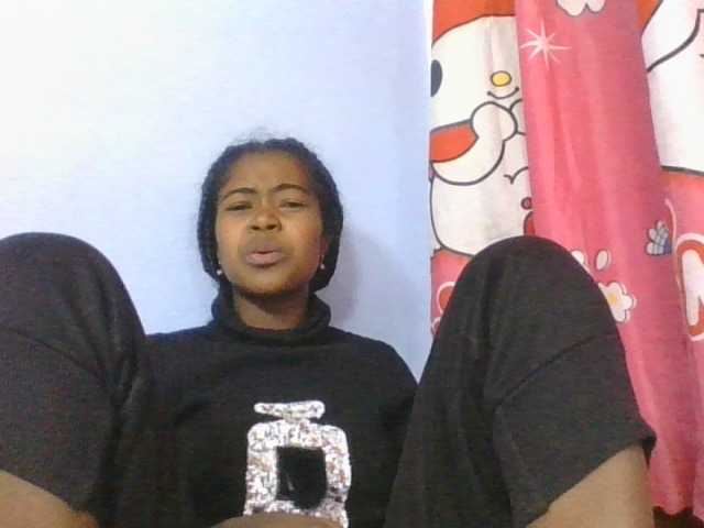 Phaniah1a live cam on BongaCams