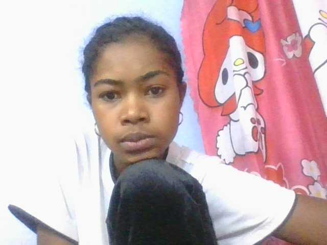 Phaniah1a live cam on BongaCams