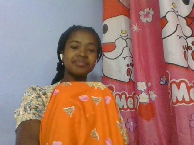 Phaniah1a live cam on BongaCams