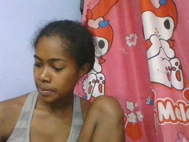 Phaniah1a live cam on BongaCams