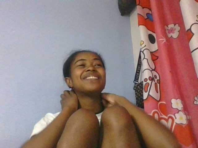 Phaniah1a live cam on BongaCams