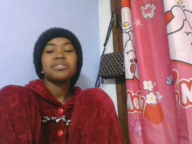 Phaniah1a live cam on BongaCams