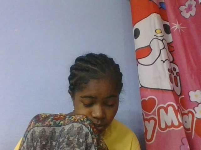 Phaniah1a live cam on BongaCams
