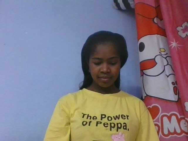 Phaniah1a live cam on BongaCams