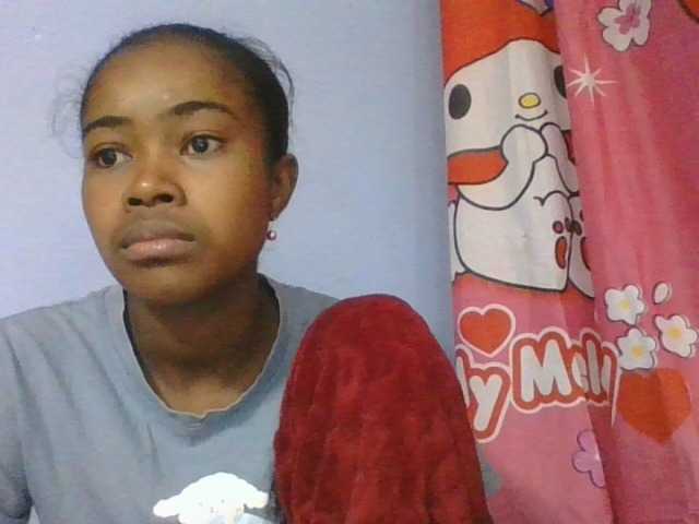Phaniah1a live cam on BongaCams