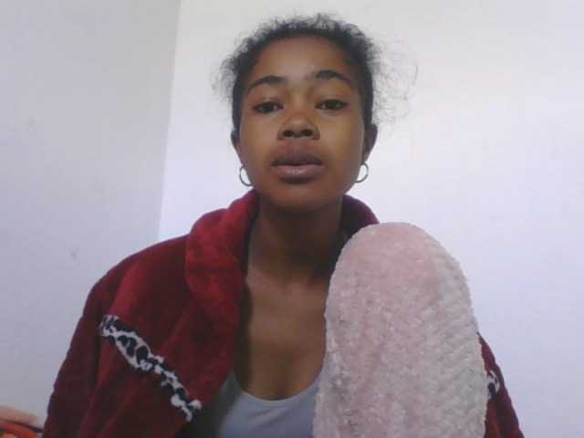Phaniah1a live cam on BongaCams