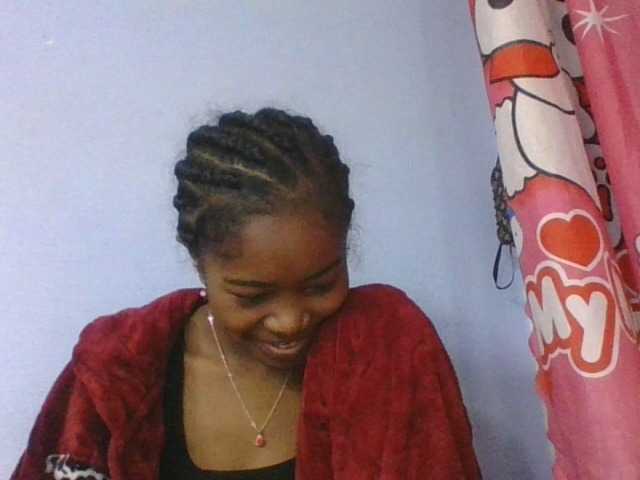 Phaniah1a live cam on BongaCams