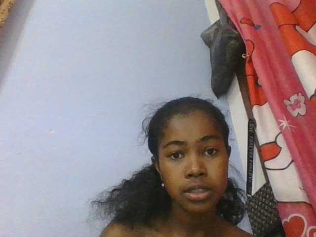 Phaniah1a live cam on BongaCams