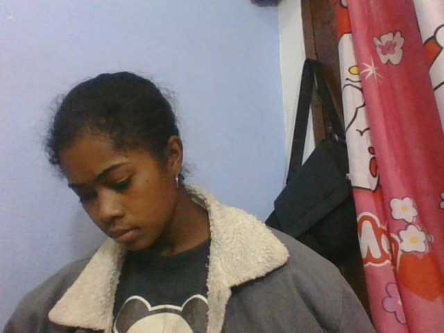 Phaniah1a live cam on BongaCams