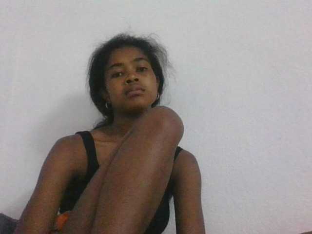 Phaniah1a live cam on BongaCams