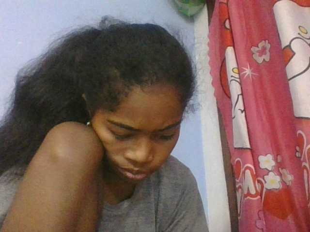 Phaniah1a live cam on BongaCams