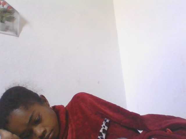 Phaniah1a live cam on BongaCams