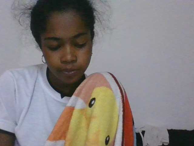 Phaniah1a live cam on BongaCams