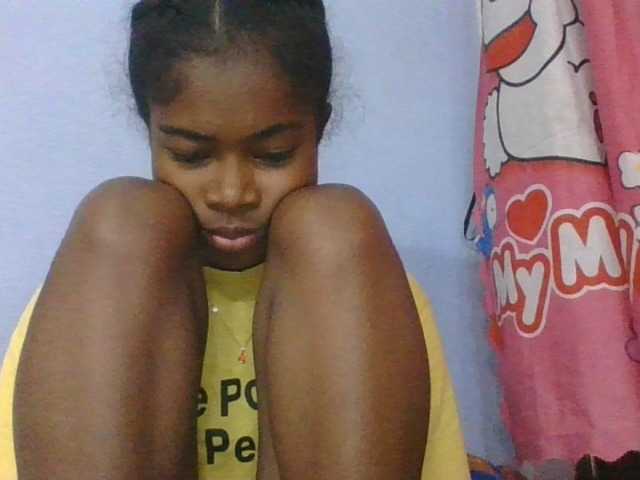 Phaniah1a live cam on BongaCams