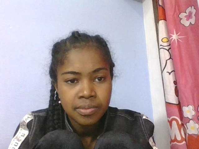 Phaniah1a live cam on BongaCams