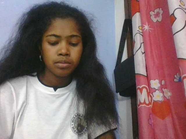 Phaniah1a live cam on BongaCams