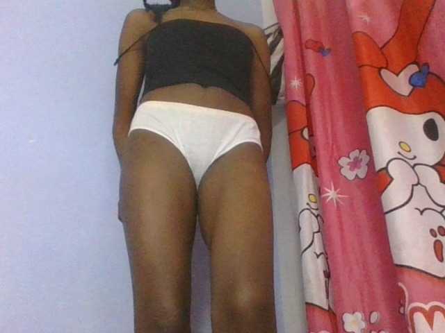Phaniah1a live cam on BongaCams