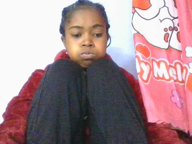 Phaniah1a webcam bongacams model stream image