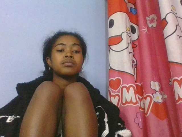Phaniah1a live cam on BongaCams