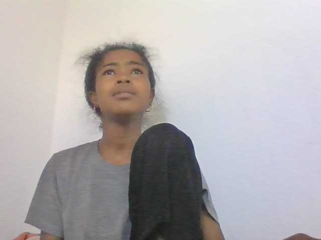 Phaniah1a live cam on BongaCams