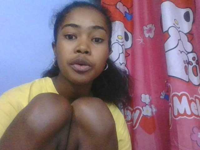 Phaniah1a live cam on BongaCams