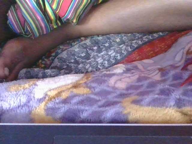 Phaniah1a live cam on BongaCams