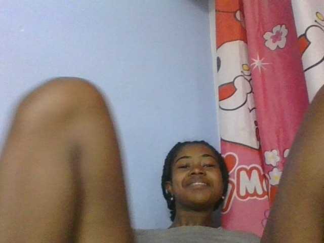 Phaniah1a live cam on BongaCams