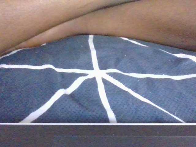 Phaniah1a live cam on BongaCams