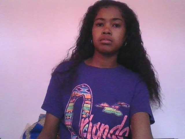 Phaniah1a live cam on BongaCams