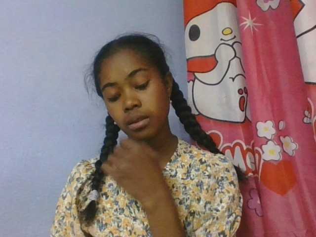 Phaniah1a live cam on BongaCams