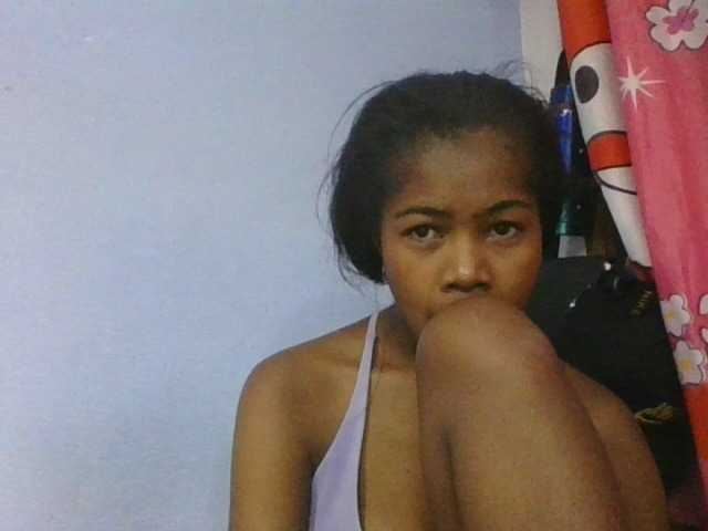 Phaniah1a live cam on BongaCams