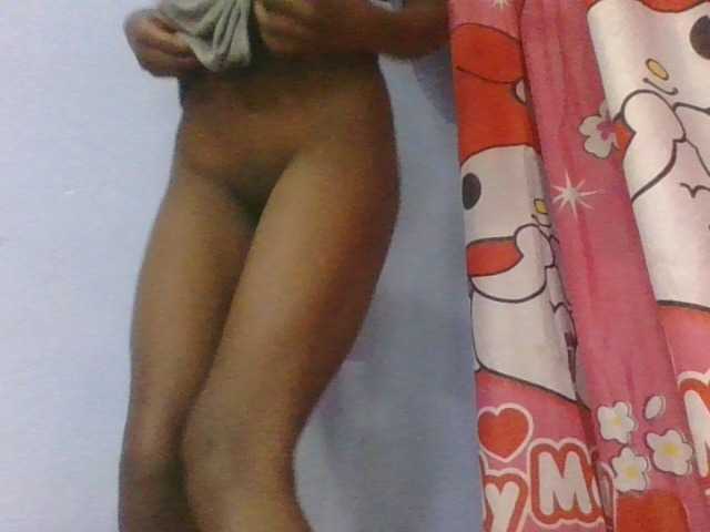 Phaniah1a live cam on BongaCams