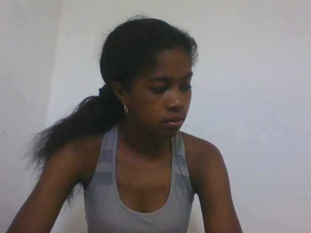 Phaniah1a live cam on BongaCams