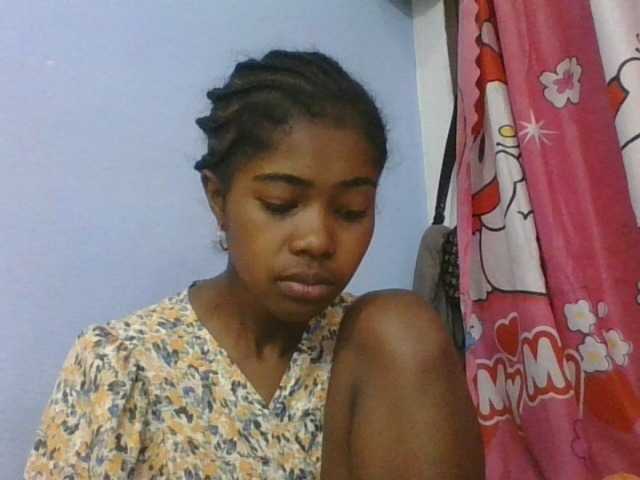 Phaniah1a live cam on BongaCams