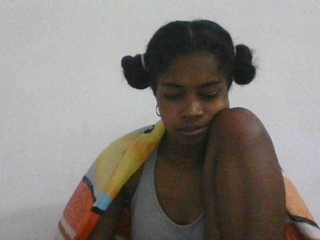 Phaniah1a live cam on BongaCams