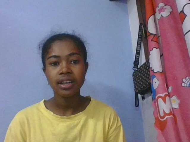 Phaniah1a live cam on BongaCams