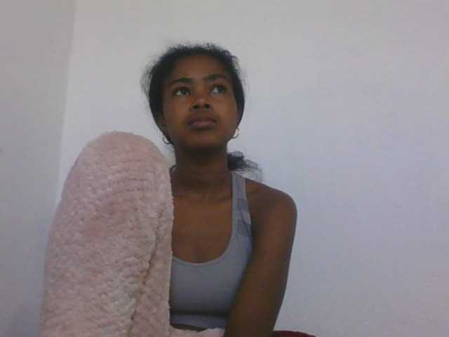 Phaniah1a live cam on BongaCams