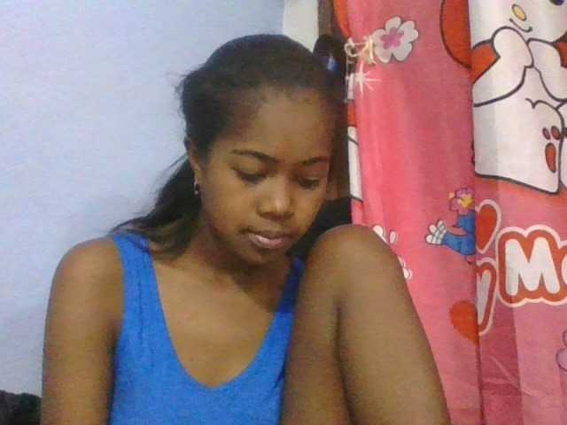 Phaniah1a live cam on BongaCams