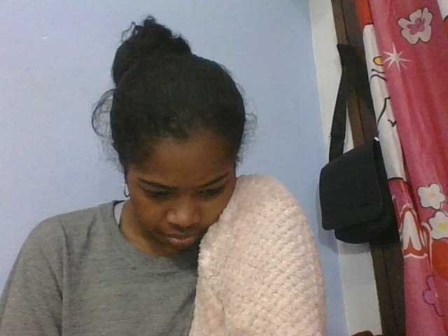 Phaniah1a live cam on BongaCams